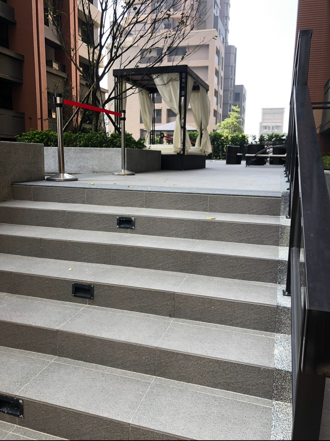 超止滑地磚 超止滑樓梯磚